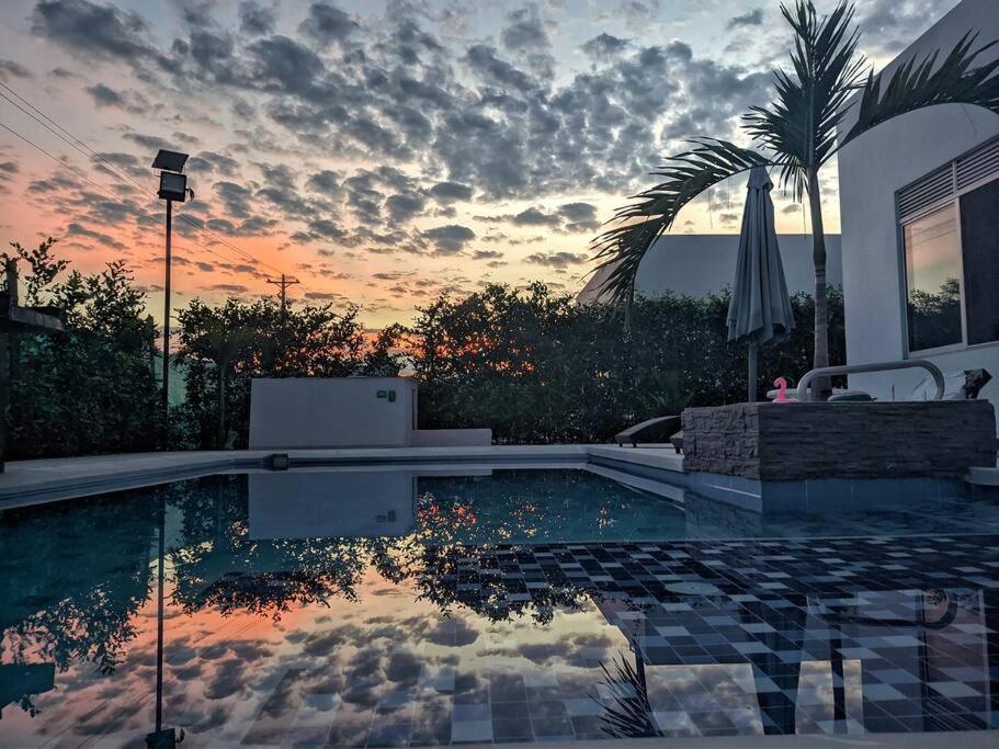 Casa Palma Roja Boutique , Piscina Privada Vila Carmen de Apicalá Exterior foto