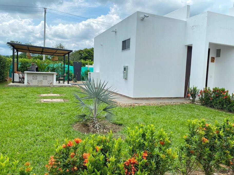 Casa Palma Roja Boutique , Piscina Privada Vila Carmen de Apicalá Exterior foto